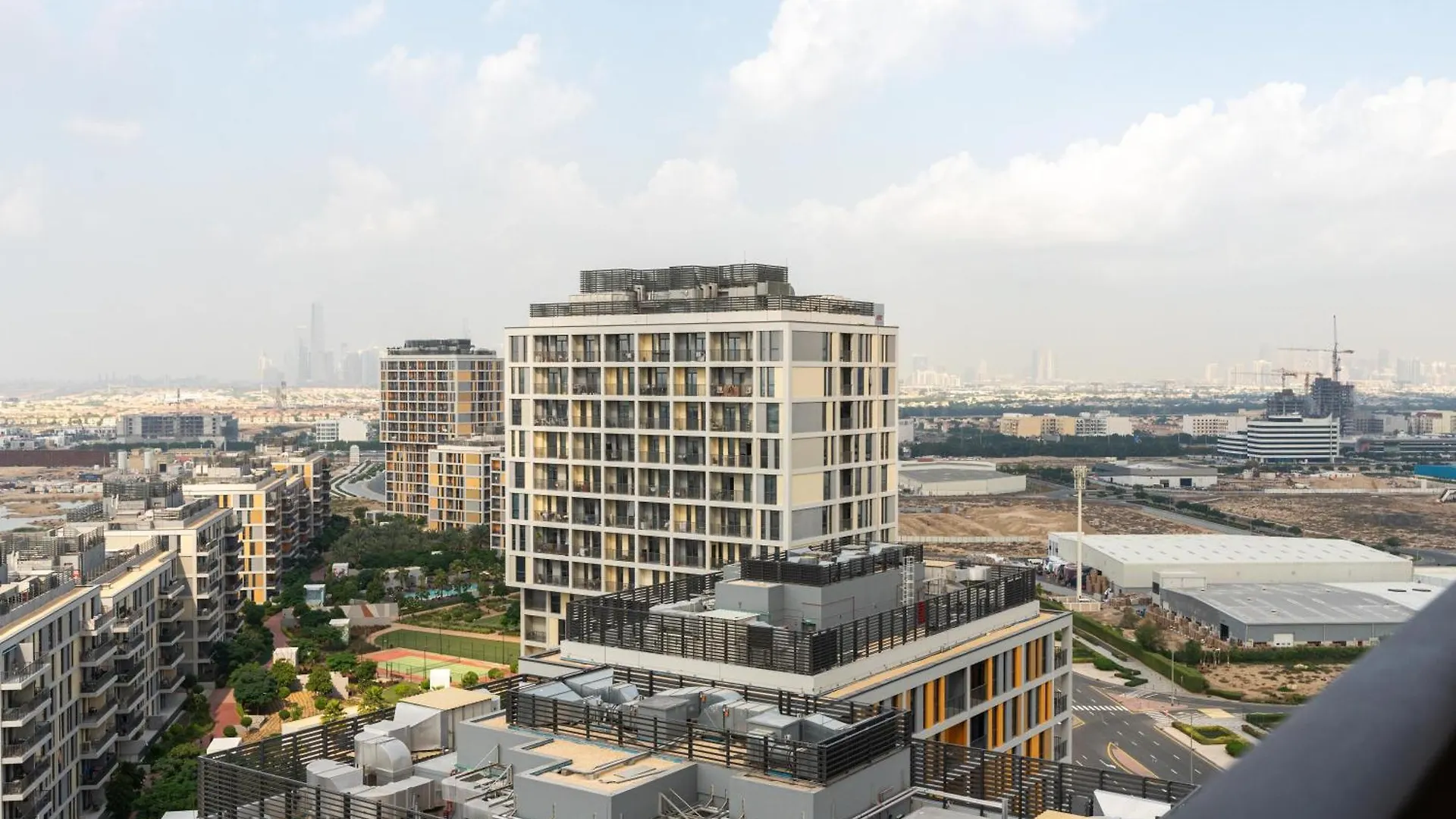 דובאי Vacay Lettings - Spacious Studio Apartment - Production City