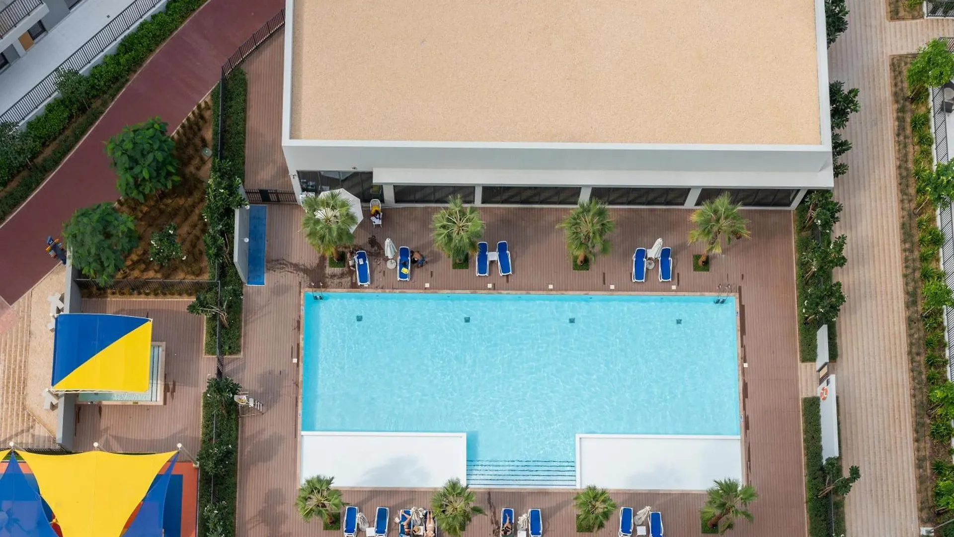 דובאי Vacay Lettings - Spacious Studio Apartment - Production City