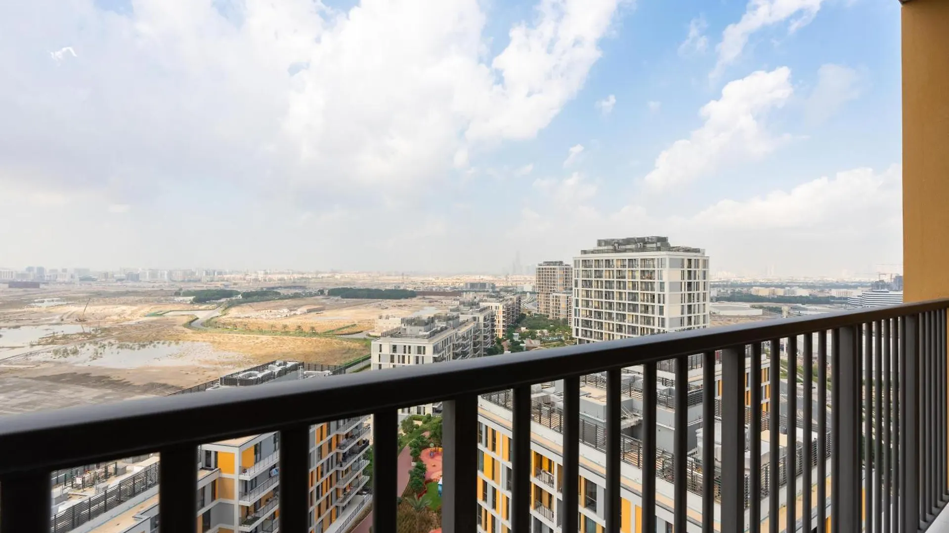 דובאי Vacay Lettings - Spacious Studio Apartment - Production City